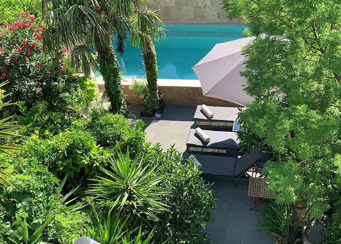 Daire Luxury Pool By Maryn *