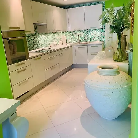 Luxury Pool By Maryn