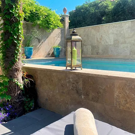 Luxury Pool By Maryn Apartment