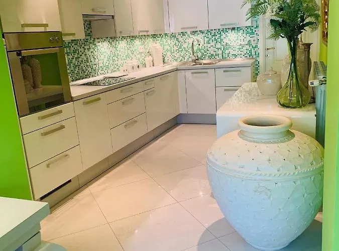 Luxury Pool By Maryn