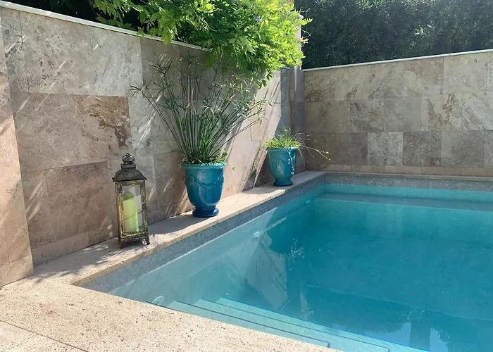 Luxury Pool By Maryn Apartament Makarska