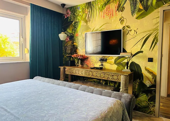 Luxury Pool By Maryn *